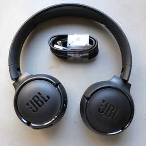 JBL Tune 510BT Wireless Headphones